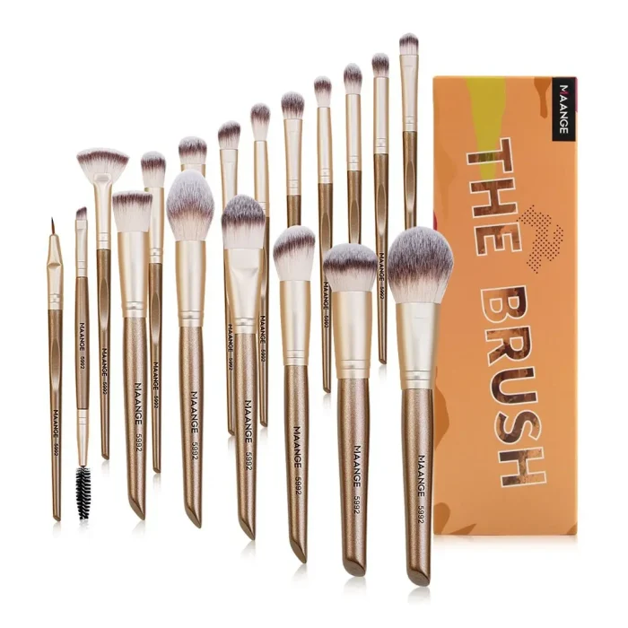 MAANGE 18Pcs Professional Makeup The Brush Set - Golden - Image 1