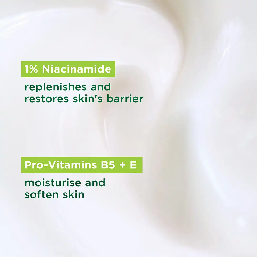 light moisturizer2 Simple Kind to Skin Hydrating Light Moisturiser | Vitamin E & B5 | Lightweight, Non-Greasy Hydration for All Skin Types – 125ml - Image 2